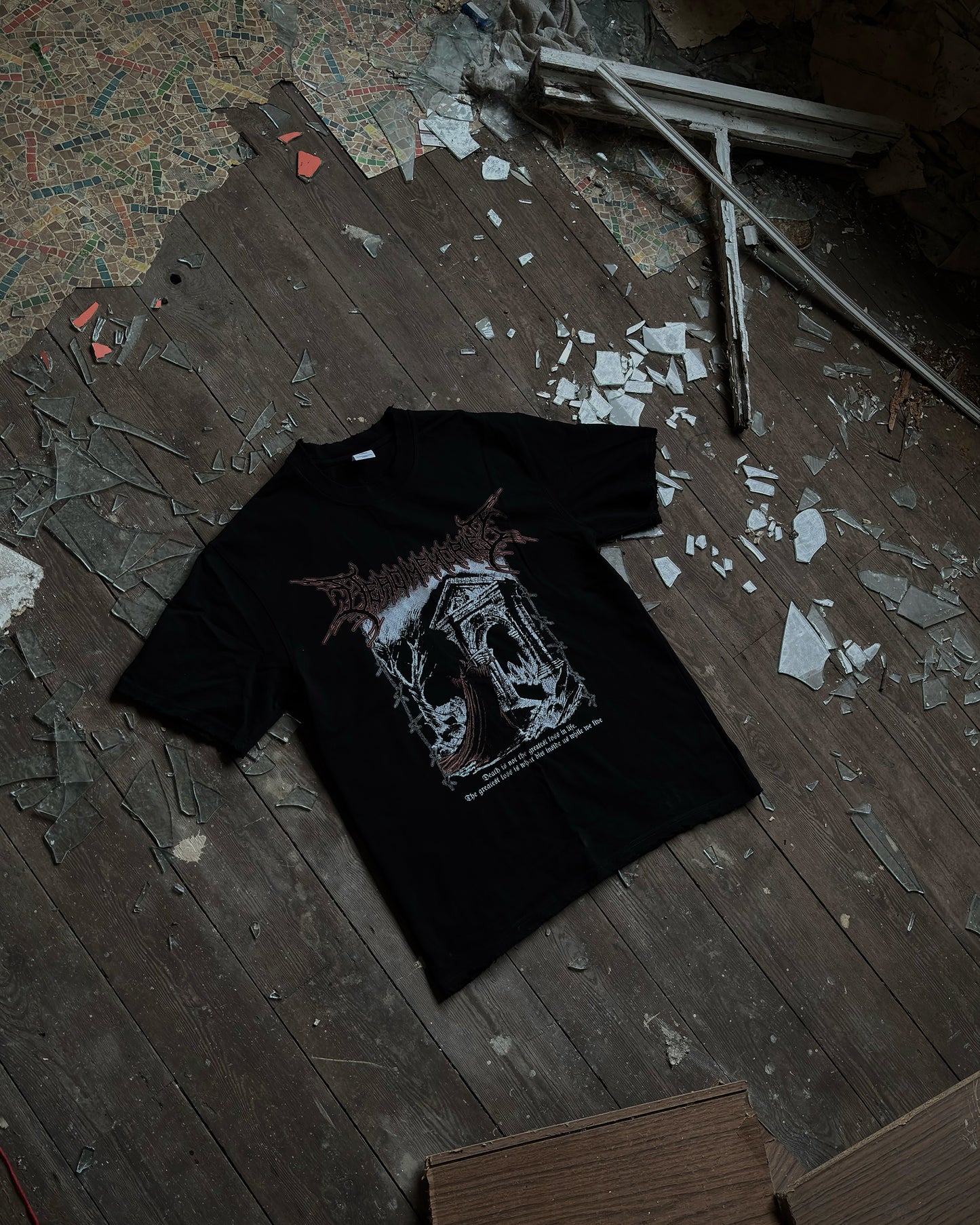 "𝔐𝔢𝔪𝔬𝔯𝔦𝔢𝔰 𝔏𝔞𝔰𝔱 𝔉𝔬𝔯𝔢𝔳𝔢𝔯" 𝔗-𝔖𝔥𝔦𝔯𝔱